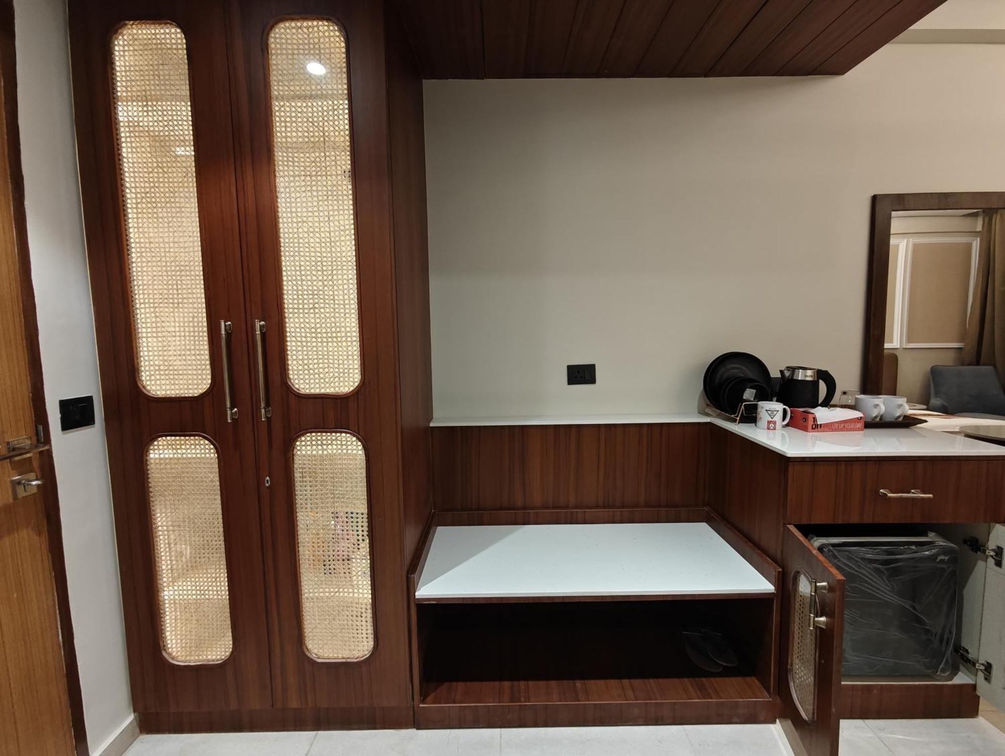 Bed and Breakfast Omaxe Hazratganj , Khusi Mahal Lucknow Exterior foto